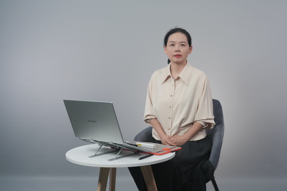 阎妍