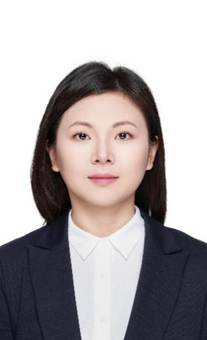 人穿着西装 AI 生成的内容可能不正确。